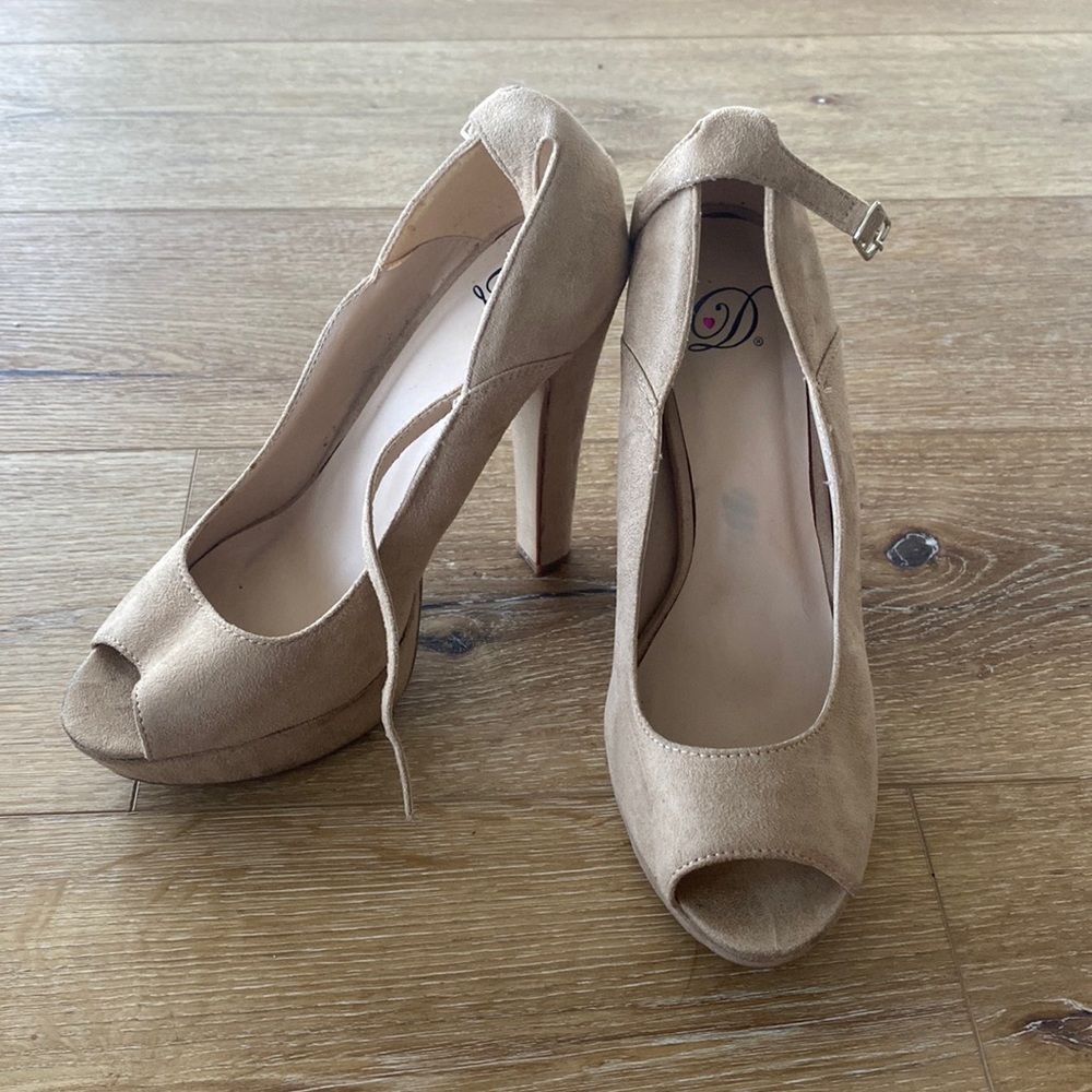suede heels
